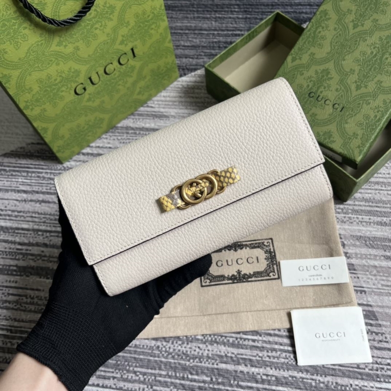 G*u*i wallets & purse